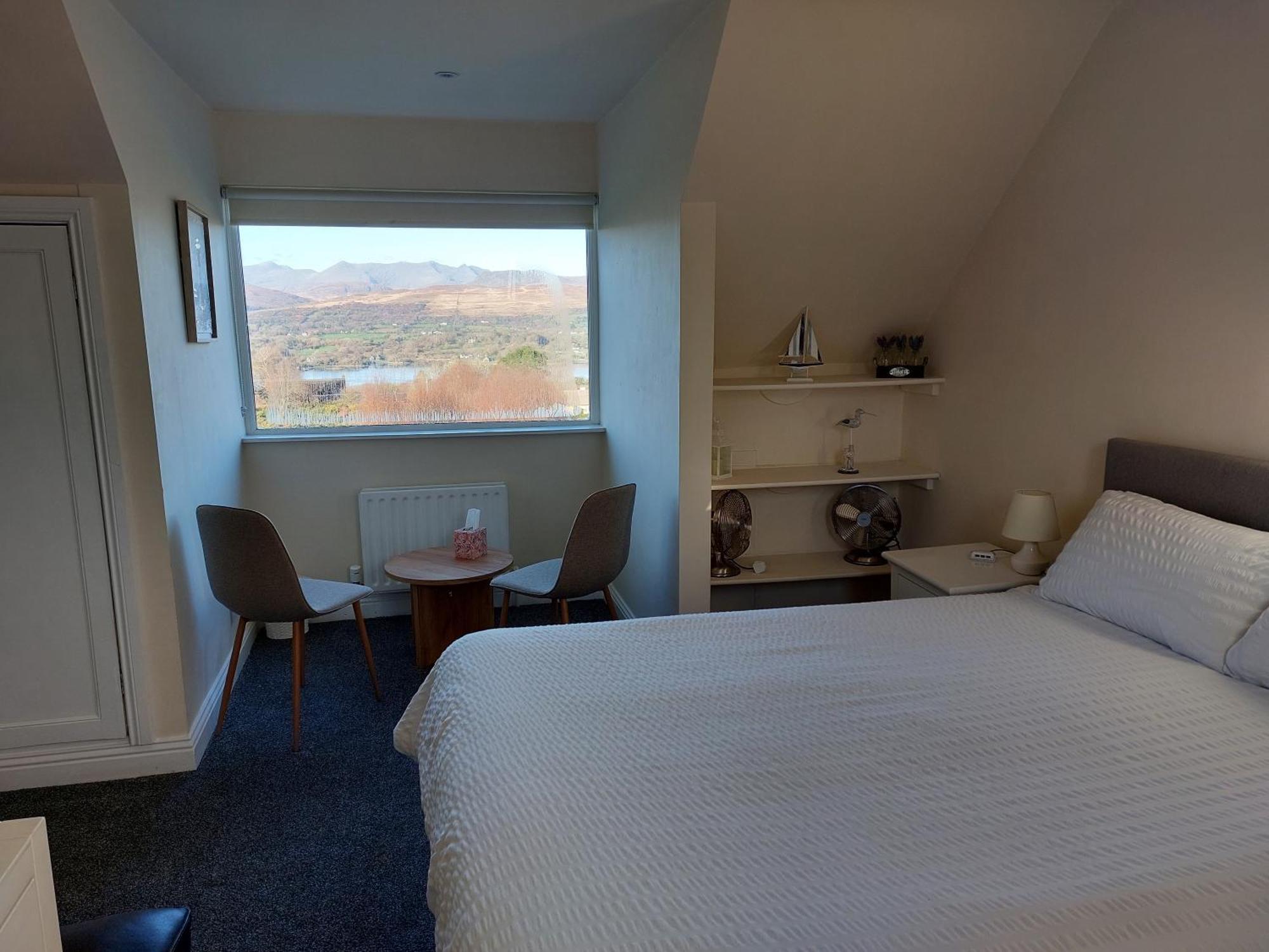 Misty Bay - Kenmare Otel Dış mekan fotoğraf