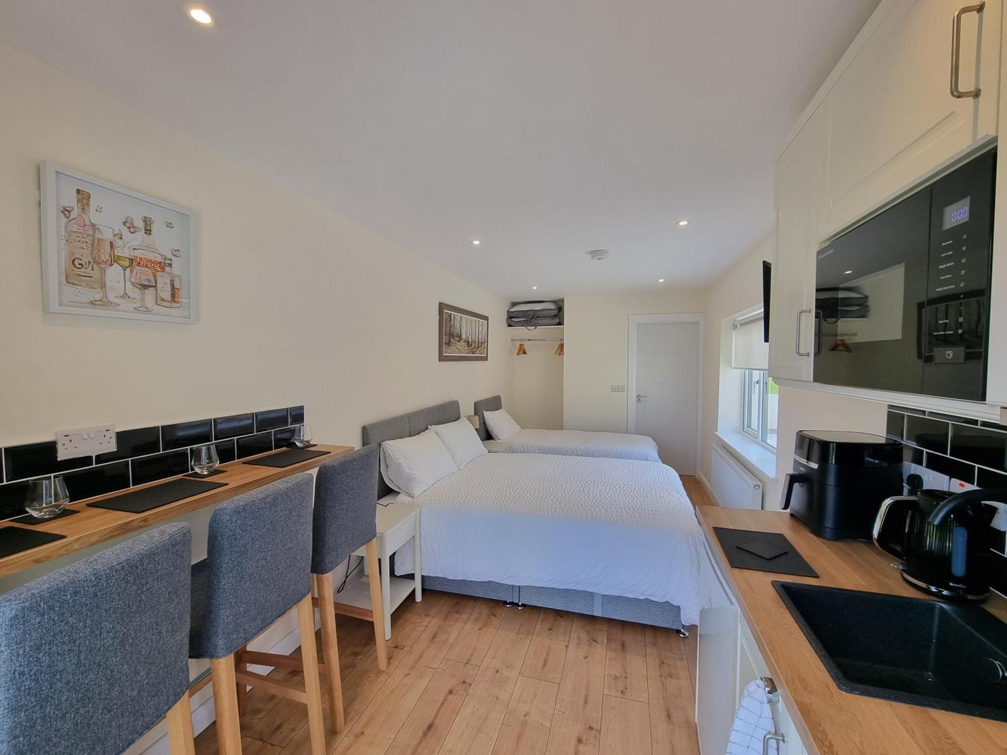 Misty Bay - Kenmare Otel Dış mekan fotoğraf