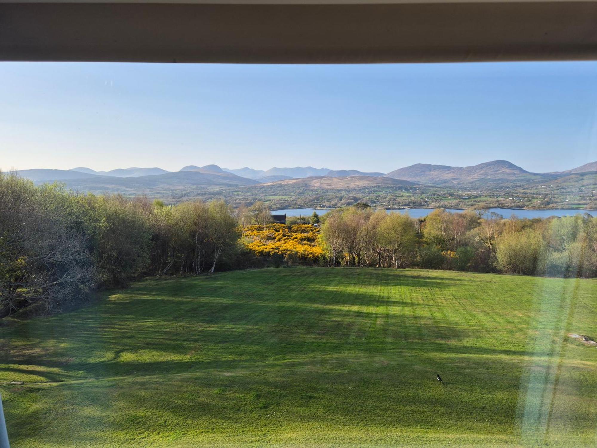 Misty Bay - Kenmare Otel Dış mekan fotoğraf
